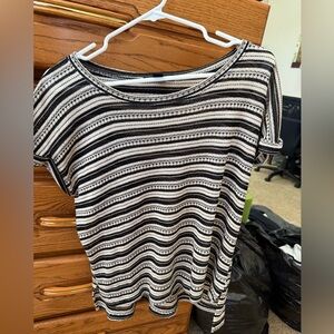Forever 21 Black and White Relaxed Ribbed T-Shirt
